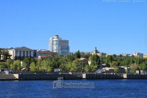 Можно и других фоток накидать если не быть нытиком, тем более на ваших фото уже половину починили, другую чинят.