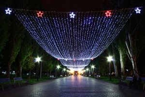 Можно и других фоток накидать если не быть нытиком, тем более на ваших фото уже половину починили, другую чинят.