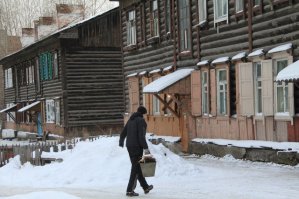 Красноярск 2015-2016. Бараки. Там живут люди. В некоторых туалеты и водоколонки на улице.