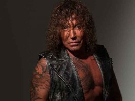 Что это еще за Сноу? Не, не слышал...