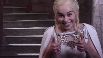 «Сиськи и драконы навсегда». Феноменальный краткий пересказ "Игры престолов" в песне