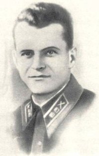 Старший лейтенант (впоследствии капитан) Криклий И.И. - первый кавалер ордена Отечественной войны I степени, награжден посмертно