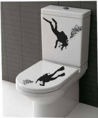 Думаю унитазик украсить, но пока не определился с рисунком...хотелось-бы конечно "Бомболюк" цвета хаки, но что-то в продаже не встречал...