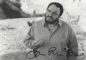 Людей много разных и каждому свое. В статье какие-то отмазки. Я не отрицаю, что есть люди которым полнота идет (пример фото).Мой нормальный вес около 90 кг. Я после новогодних праздников стал весить около ста, по совету знакомого стал есть меньше сахара и хлеба (не в напряг) и больше двигаться и вот 88 и все ништяк!