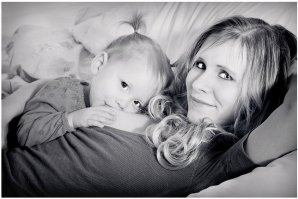 да много таких.почему именно её стали популярными?