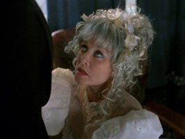 — И это вы называете «кое-что»? По-моему, вы слишком много кушать!
— В смысле?!
— В смысле зажрались!