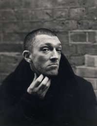 А этот парень?