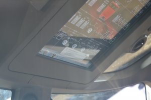 помнится этот Ка-62 видел в павильоне на МАКСе, сперва всматривался в фенестрон и никак не мог понять где швы-заклепки, потом доперло, что это макет, подобрался в кабине, а там ввиду, видимо, сжатых сроков создания, ну или удешевления макета вместо приборных панелей стояли моники с жоегами приборов. Тока вот верхний моник-панель радостно сообщал нам, что нужно поскорее активировать windows;)
з.ы.нарыл фотку в архивах своих