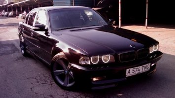 Это для начинающих. А это 90lvl машина эксперта.