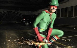 Чувак, приезжай в Москву погостить. Тут есть где разойтись, машины ЦОДД, Знаки платной парковки, личные стоянки с шлагбаумами возле судов и прокуратур. Можешь даже у меня пожить)))