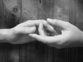 Касания не было...хотя с асфальтом!