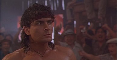 Ча́рли Шин - на самом деле Ка́рлос И́рвин Эсте́вес.