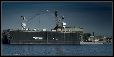 "Гремящий" поплывет на российских двигателях 