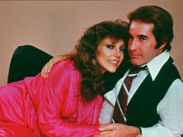 Как выглядели наши знаменитости в 90-х