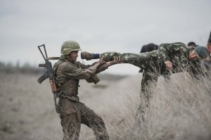 Уровень проверяет?