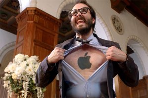 Тим Кук увидел IPhone в картине 17 века