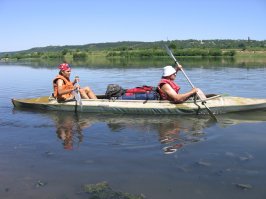 когда жил в Молдове, сплавлялся по Днестру на тайменях...