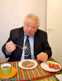 Алексей Архипович Леонов. С днём рождения!