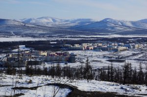 Далеко. Природа, чистый воздух, рыбалка. Как живется?