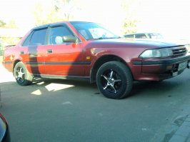 ТОЙОТА Карина-2 1990 г.в. Проехала без ремонта двигателя 367.000 км по второму кругу циферблата  Ходовую делал 1 раз после покупки покупки. Резинки,реактивные стоечки,задние пружины,опорные диски и барабаны. В момент покупки на одометре было 988 764 321.