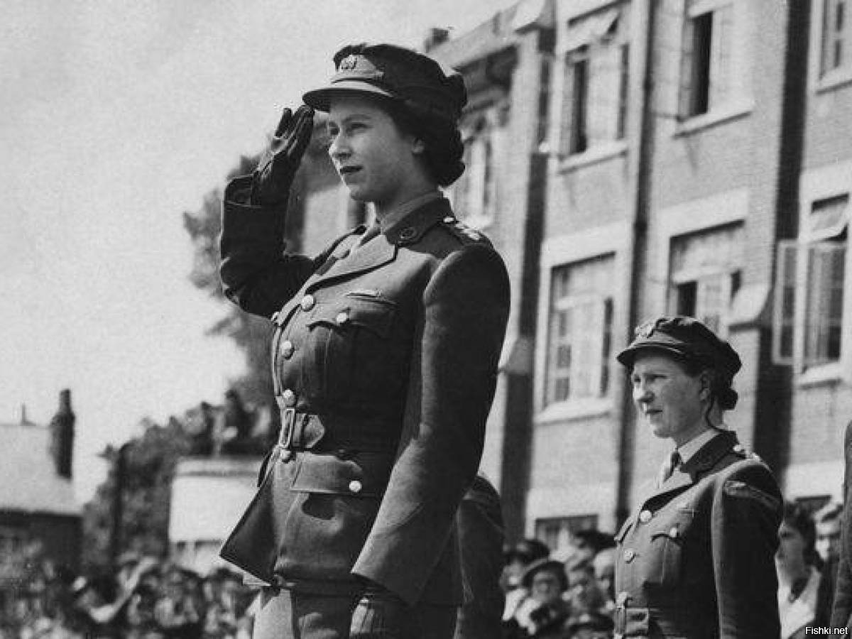 Королева Елизавета 2 во время второй мировой войны