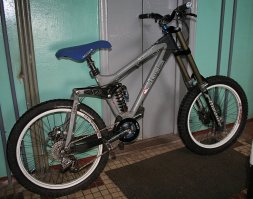 если уж собирать нормального монстра, то вот. Правда такое железо щас уже фиг найдёшь, но можно постараться :)