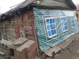 Где они краску то возьмут? Тайга кругом.
Да и перед кем им выделываться?
Хотя... если только Путин пожалует...