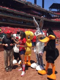 клюнула на приманку