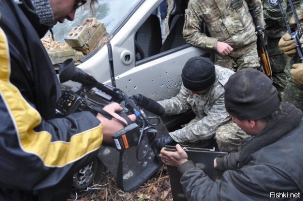 Фото с Украинского сайта, но никакой политики, так уж получилось)

Входные отверстия:

Выходные: