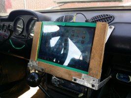 К такой акустике еще и android-мультимедиа в комплекте.;)