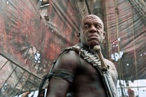 - Странный паренёк ...
- Он зомбирован!