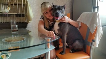 Моя стафиха справа.