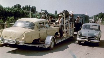 Да... "Волги" разные...