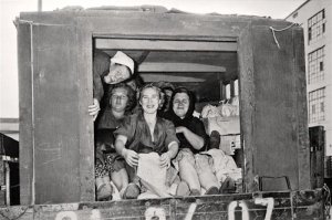 И полетели "девушки" за 101-й километр.