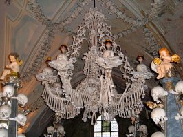 Чехия > Кутна Гора и Церковь на костях (Костница)