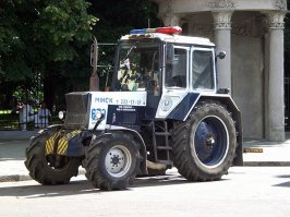 Необычные полицейские автомобили со всего мира