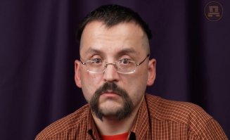 <<есть отличная книга Льва Прозорова >>

Ага. Ещё один "историк". Довесок к Фоменке.