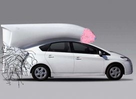 Toyota Prius с жилой "пристройкой"