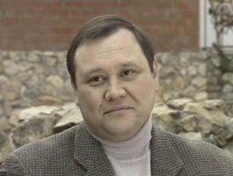 Царствие ему небесное и светлая память! Очень нравился этот актер в сериале