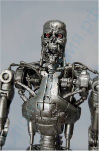 Татуировщик с ампутированной рукой и его протез с тату-машинкой, позволяющий ему не бросать своё ремесло 