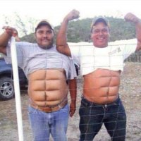 Главный - отличное чувство юмора и дородный внешний вид!