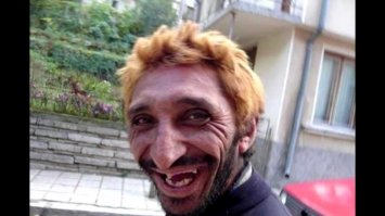 В Сочи полно таких НОСОРОГОВ...