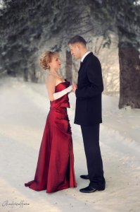 неее))как можно такую красоту бросить?!))фото ниже,наша свадьба в этом году