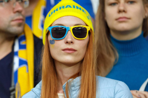 Чего то одной украине грустно!