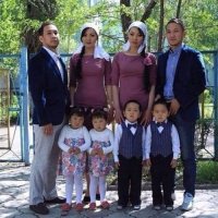 Говорят, что если папа очень хочет сделать близнецов - надо на член намотать копирку..