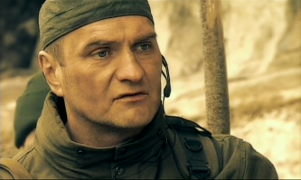 это он после работы маскируется)