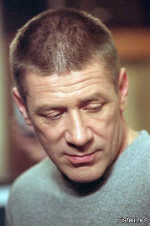 Попробую, но помните: это мое личное мнение. Я оставляю киноакадемии право быть с ним несогласными и помалкивать в тряпочку. :)
Андрей Краско

Сергей Маковецкий
.
Константин Хабенский

Юрий Чурсин

Владимир Долинский

Михаил Полицеймако

Владимир Машков

Михаил Пореченков

Сергей Безруков