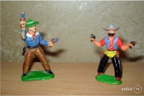 МУЖИК, не то что нынешние педики в фильмах! Друзья! не знаю как у вас, а лично у меня в детстве он был для меня героем - в индейцев и в ковбоев играли))  было охереННо - и интернет не нужен был ..по нынешнему - называется экшен)) тока не с айпадами и айфонами - а с луками и перьями настоящими и пистонами )) и да..еще в магазинах индейцев ЗАДорого покупали из копилок )) ..потому что жалко было их... ((