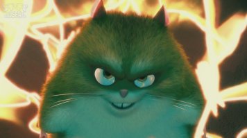 Представляю себе свою жену, пытающуюся испугать меня взглядом...такой грозный хомяк убийца людей! :)))