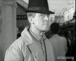 Если бы мне упали 80 миллионов на карту, я бы перевёл их тут же на благотворительный счёт какого нибудь монастыря или детского приюта. А банк пусть потом жопу рвёт в попытках вернуть бабло, или наказать меня за что нибудь. ))))